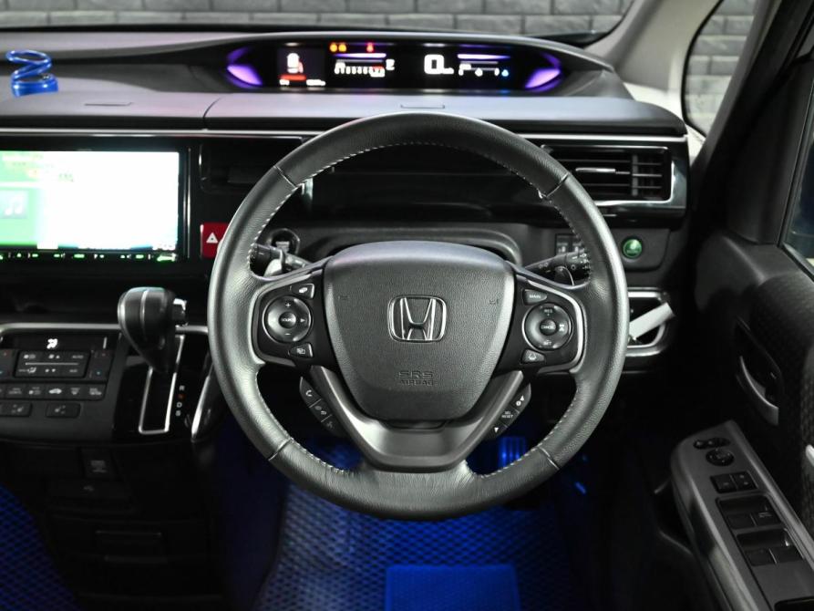 Honda Stepwgn V Рестайлинг Екатеринбург  - изображение 12