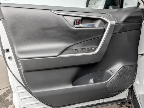 Toyota RAV4 V (XA50) с пробегом 2024 года, цена 3 950 000 рублей, 14359 км, внедорожник, Автокод Объявления