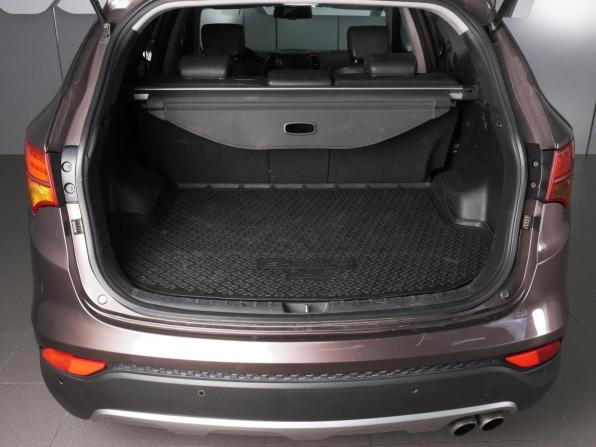 Hyundai Santa Fe III с пробегом 2013 года, цена 1 575 000 рублей, 218655 км, внедорожник, Автокод Объявления