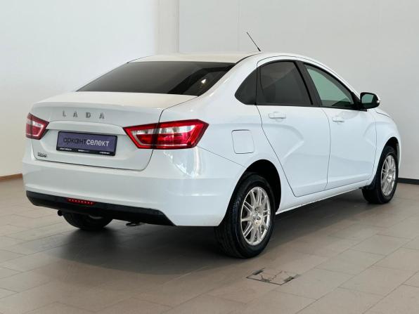 Lada (ВАЗ) Vesta I с пробегом 2017 года, цена 799 000 рублей, 176328 км, седан, Автокод Объявления