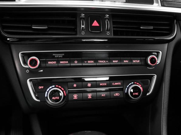 Kia Optima IV Рестайлинг с пробегом 2019 года, цена 1 449 000 рублей, 138528 км, седан, Автокод Объявления
