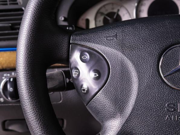 Mercedes-Benz E-Класс III (W211 S211) с пробегом 2003 года, цена 1 049 000 рублей, 336703 км, седан, Автокод Объявления