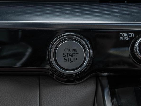 Kia Carnival IV с пробегом 2021 года, цена 3 813 000 рублей, 181566 км, минивэн, Автокод Объявления