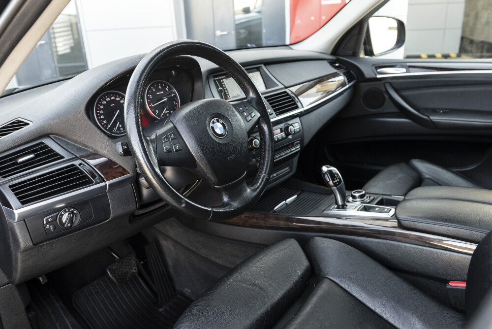 BMW X5 II (E70) Казань  - изображение 12