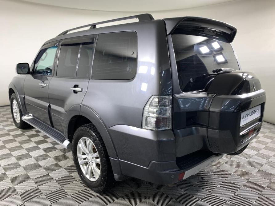 Mitsubishi Pajero IV Рестайлинг 2 Москва  - изображение 7