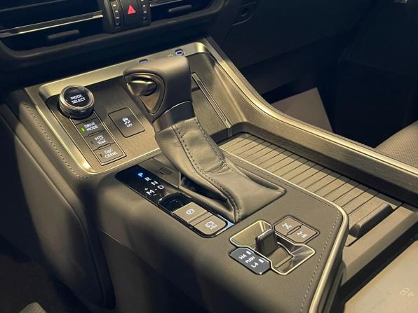 Lexus GX III с пробегом 2024 года, цена 17 490 000 рублей, 1 км, внедорожник, Автокод Объявления