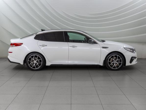 Kia Optima IV Рестайлинг с пробегом 2018 года, цена 1 918 000 рублей, 161489 км, седан, Автокод Объявления