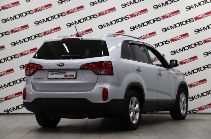 Kia Sorento II Рестайлинг с пробегом 2017 года, цена 1 795 950 рублей, 212212 км, внедорожник, Автокод Объявления