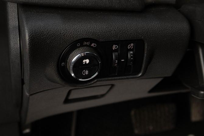 Opel Astra J Рестайлинг с пробегом 2012 года, цена 849 000 рублей, 225000 км, хэтчбек, Автокод Объявления