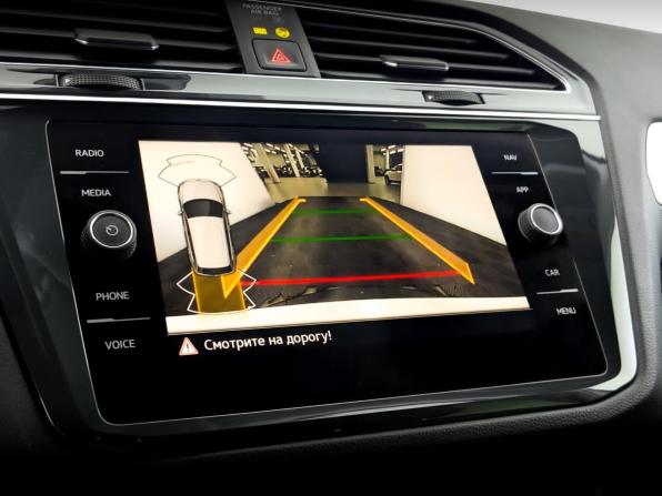 Volkswagen Tiguan II Рестайлинг с пробегом 2022 года, цена 2 850 000 рублей, 30461 км, внедорожник, Автокод Объявления