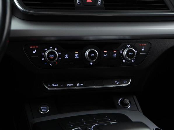 Audi Q5 II (FY) с пробегом 2017 года, цена 2 799 999 рублей, 147084 км, внедорожник, Автокод Объявления