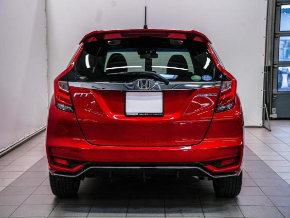 Honda Fit III Рестайлинг с пробегом 2017 года, цена 1 129 000 рублей, 149747 км, хэтчбек, Автокод Объявления