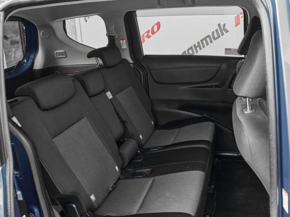Toyota Sienta II Рестайлинг с пробегом 2019 года, цена 1 580 000 рублей, 68527 км, минивэн, Автокод Объявления