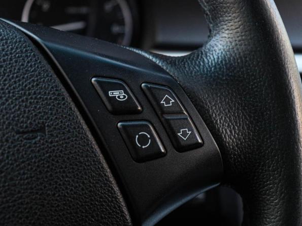 BMW 3 серии V (E90/E91/E92/E93) Рестайлинг с пробегом 2011 года, цена 950 000 рублей, 328425 км, седан, Автокод Объявления