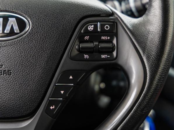 Kia Ceed II Рестайлинг с пробегом 2018 года, цена 1 298 000 рублей, 97697 км, универсал, Автокод Объявления