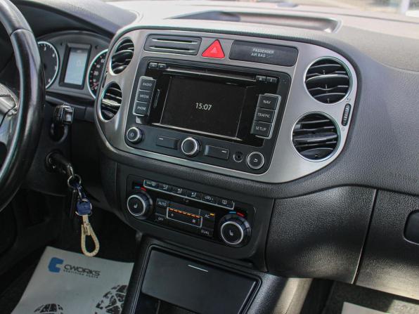 Volkswagen Tiguan I с пробегом 2010 года, цена 956 000 рублей, 267128 км, внедорожник, Автокод Объявления
