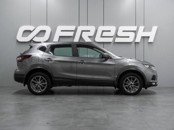 Nissan Qashqai II Рестайлинг с пробегом 2017 года, цена 1 379 000 рублей, 276456 км, внедорожник, Автокод Объявления