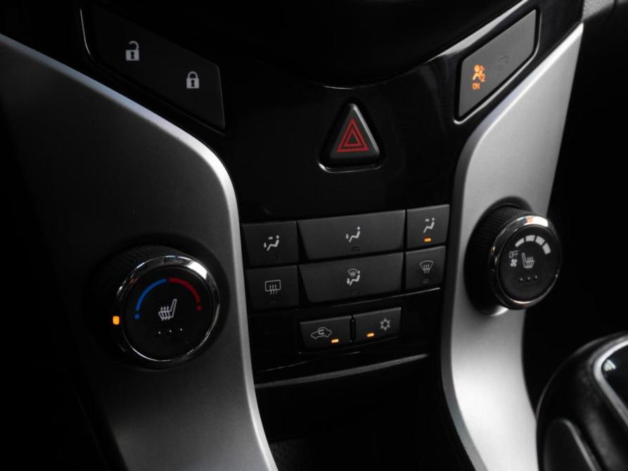 Chevrolet Cruze I Тюмень  - изображение 15