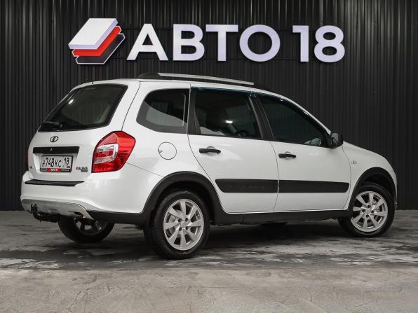 Lada (ВАЗ) Kalina II с пробегом 2018 года, цена 659 000 рублей, 59300 км, универсал, Автокод Объявления