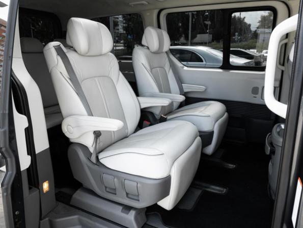Hyundai Staria I с пробегом 2022 года, цена 5 200 000 рублей, 48856 км, минивэн, Автокод Объявления