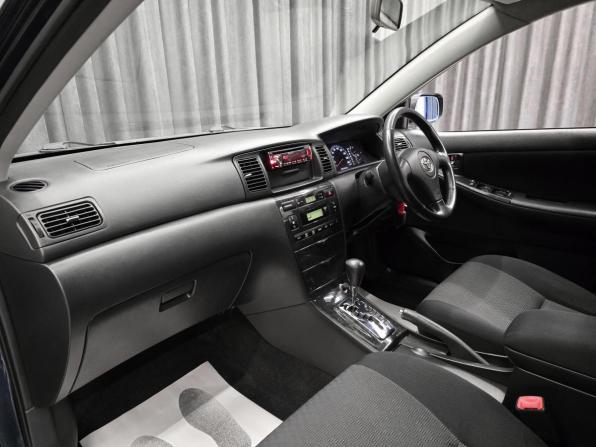 Toyota Corolla IX (E120 E130) с пробегом 2002 года, цена 579 000 рублей, 200000 км, хэтчбек, Автокод Объявления