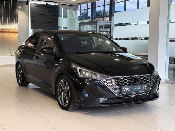 Hyundai Solaris II Рестайлинг с пробегом 2021 года, цена 1 345 000 рублей, 164053 км, седан, Автокод Объявления