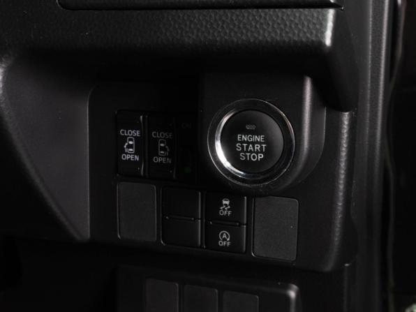 Toyota Tank I с пробегом 2018 года, цена 1 199 000 рублей, 112492 км, микровэн, Автокод Объявления