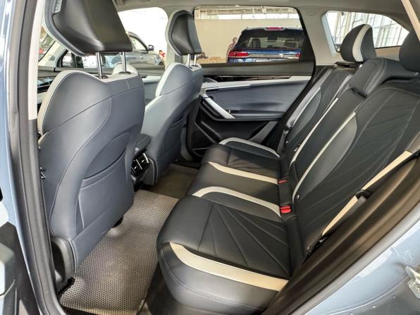 Geely Atlas II с пробегом 2024 года, цена 2 915 900 рублей, 61162 км, внедорожник, Автокод Объявления