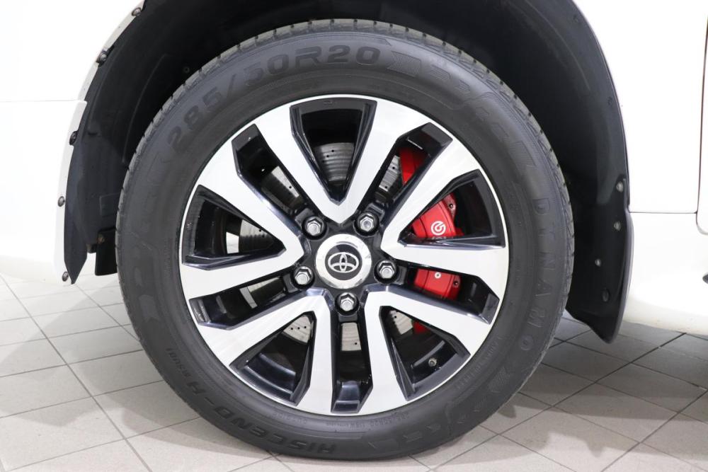 Toyota Land Cruiser 200 Series Рестайлинг 2 Иркутск  - изображение 13