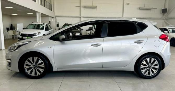 Kia Ceed II Рестайлинг с пробегом 2017 года, цена 1 299 000 рублей, 168000 км, хэтчбек, Автокод Объявления