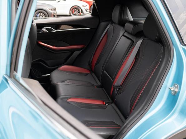 Geely Coolray I Рестайлинг с пробегом 2024 года, цена 2 151 000 рублей, 60256 км, внедорожник, Автокод Объявления