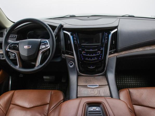 Cadillac Escalade IV с пробегом 2018 года, цена 4 790 000 рублей, 161610 км, внедорожник, Автокод Объявления