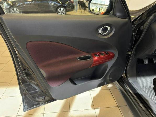 Nissan Juke I с пробегом 2011 года, цена 920 000 рублей, 178175 км, внедорожник, Автокод Объявления