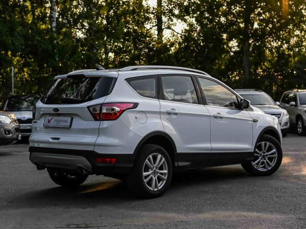 Ford Kuga II Рестайлинг с пробегом 2018 года, цена 1 640 000 рублей, 142477 км, внедорожник, Автокод Объявления