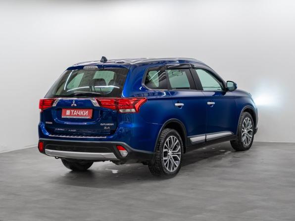 Mitsubishi Outlander III Рестайлинг 2 с пробегом 2015 года, цена 1 747 000 рублей, 172775 км, внедорожник, Автокод Объявления