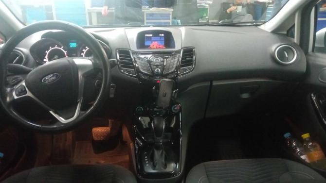 Ford Fiesta Mk6 Рестайлинг с пробегом 2016 года, цена 630 000 рублей, 182454 км, хэтчбек, Автокод Объявления