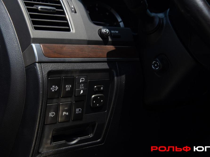Toyota Land Cruiser 200 Series Рестайлинг 2 Москва  - изображение 25