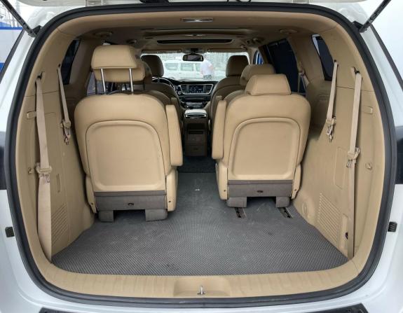 Kia Carnival III с пробегом 2018 года, цена 2 590 000 рублей, 132113 км, минивэн, Автокод Объявления