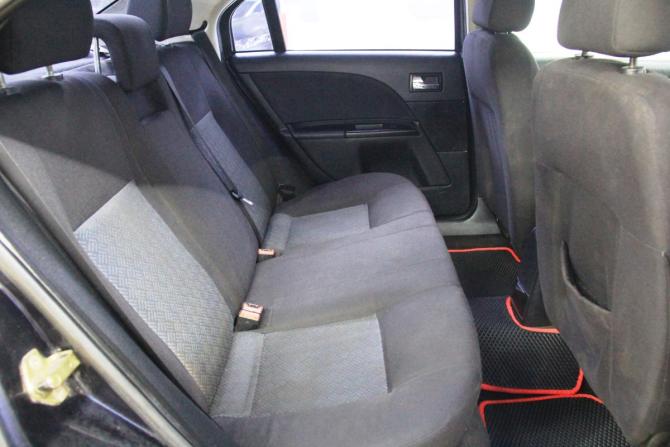 Ford Mondeo III Рестайлинг с пробегом 2005 года, цена 287 000 рублей, 356597 км, седан, Автокод Объявления