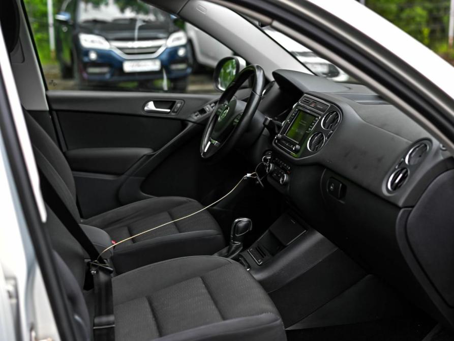 Volkswagen Tiguan I Рестайлинг Санкт-Петербург  - изображение 14