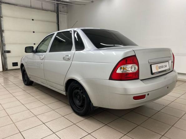 Lada (ВАЗ) Priora I с пробегом 2010 года, цена 220 000 рублей, 235892 км, седан, Автокод Объявления
