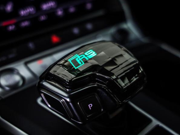 Audi A6 V (C8) с пробегом 2019 года, цена 3 799 000 рублей, 81744 км, седан, Автокод Объявления