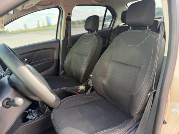 Renault Logan II с пробегом 2014 года, цена 760 000 рублей, 121280 км, седан, Автокод Объявления