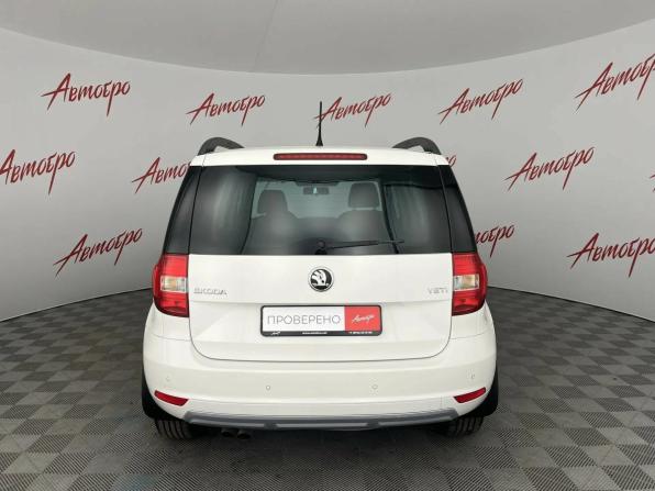 Skoda Yeti I Рестайлинг с пробегом 2014 года, цена 1 169 000 рублей, 108091 км, внедорожник, Автокод Объявления
