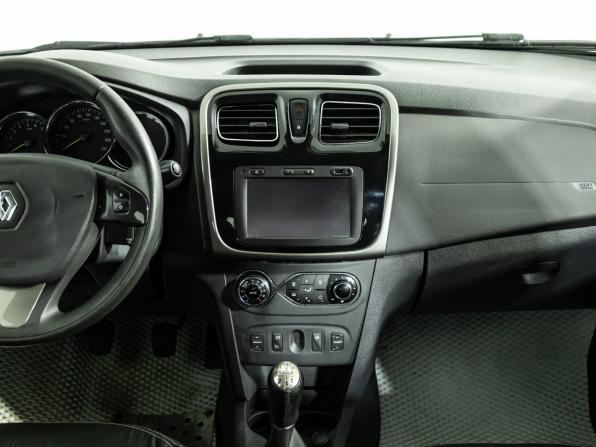 Renault Sandero II с пробегом 2015 года, цена 499 585 рублей, 278075 км, хэтчбек, Автокод Объявления