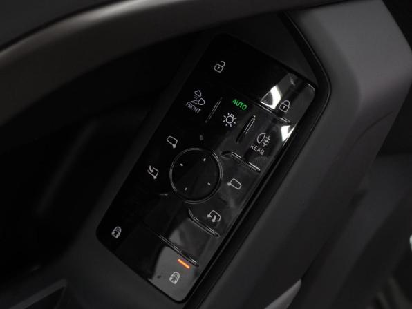 Audi Q5 III с пробегом 2025 года, цена 6 359 000 рублей, 60 км, внедорожник, Автокод Объявления