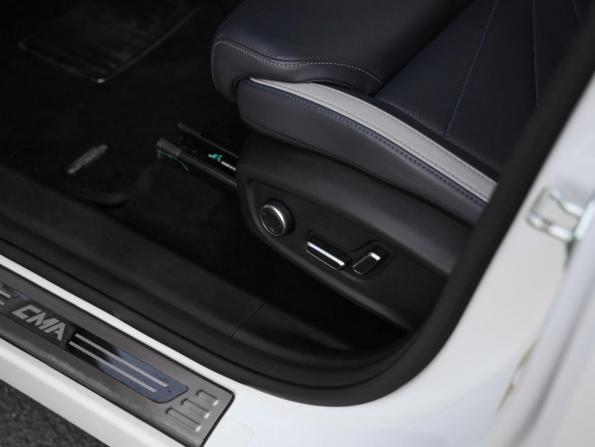 Geely Atlas II с пробегом 2023 года, цена 2 646 000 рублей, 44384 км, внедорожник, Автокод Объявления