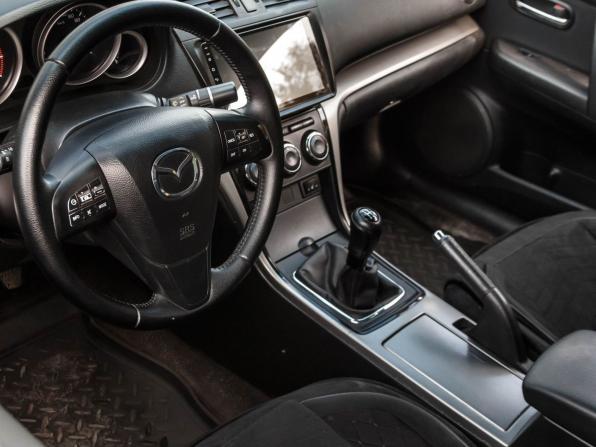 Mazda 6 II (GH) Рестайлинг с пробегом 2010 года, цена 720 000 рублей, 303810 км, седан, Автокод Объявления