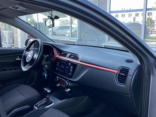 Kia Rio IV Рестайлинг с пробегом 2020 года, цена 1 699 000 рублей, 103428 км, хэтчбек, Автокод Объявления