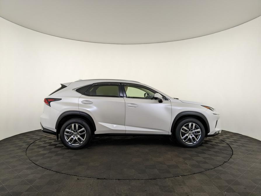 Lexus NX I Рестайлинг Москва  - изображение 4